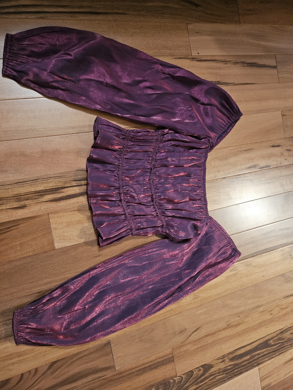 Adelyn Rae Remy Ruched Blouse in purple - Picture 5 of 6
